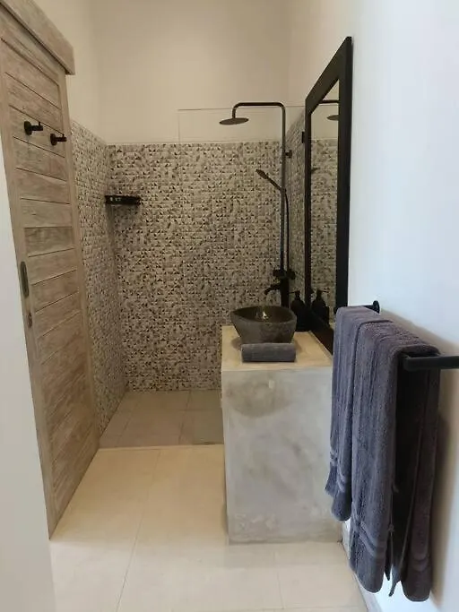 Villa Numa - Spacious 1 Bedroom Villa, Seminyak Strategic Loc